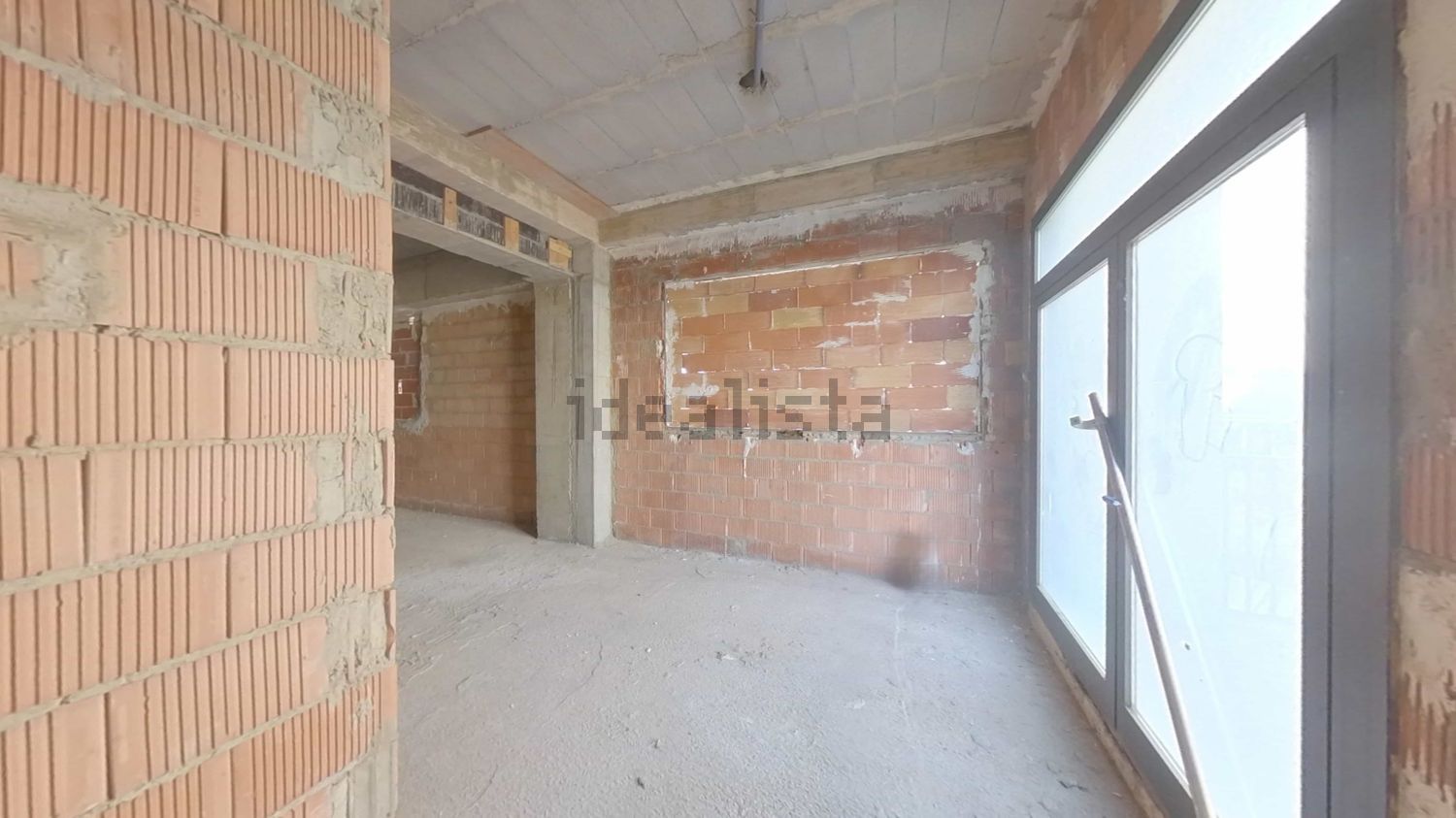 Imagen 05 de Local en venta en Avenida de Casablanca, Montecanal-Valdespartera-Rosales del Canal, Zaragoza