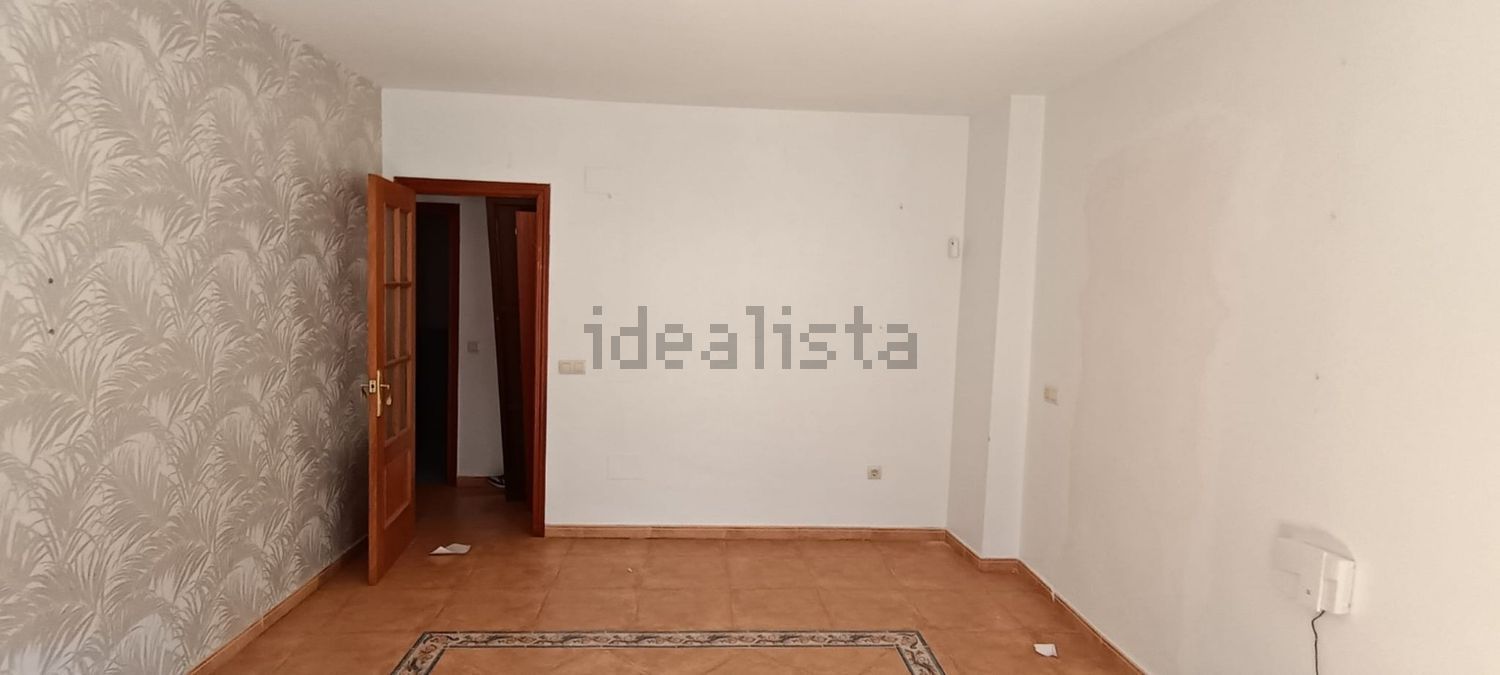 Imagen 12 de Piso en venta en Calle Doctor Severo Ochoa, La Guardia de Jaén
